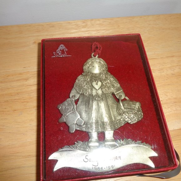 LIZZIE HIGH PEWTER ORNAMENTS ASST OF 7, RETIRED, 4 INCHES - Picture 5 of 8